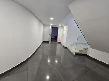 Moradia T4 para Venda em Lagos (São Sebastião e Santa Maria)