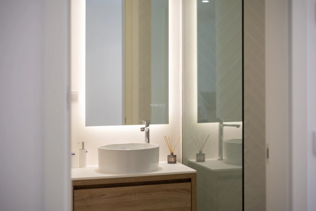 Apartamento T2 para Venda em Budens Foto 17