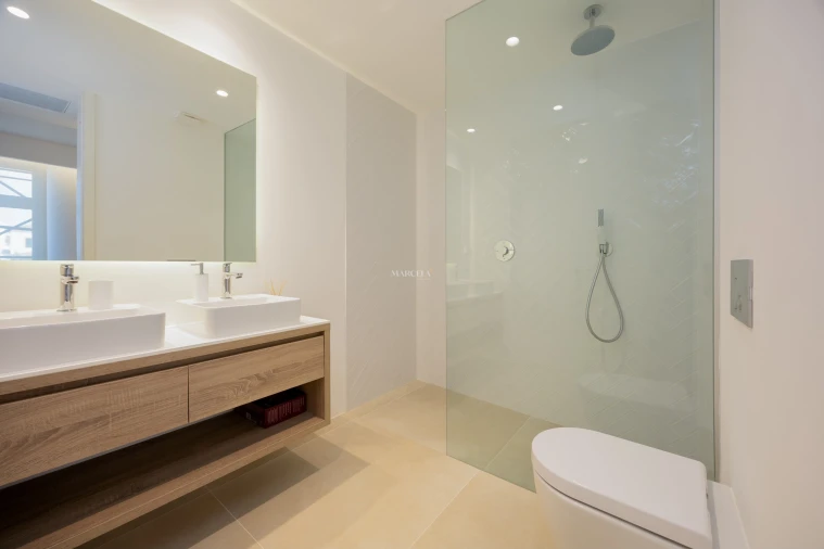 Apartamento T2 para Venda em Budens Foto 10