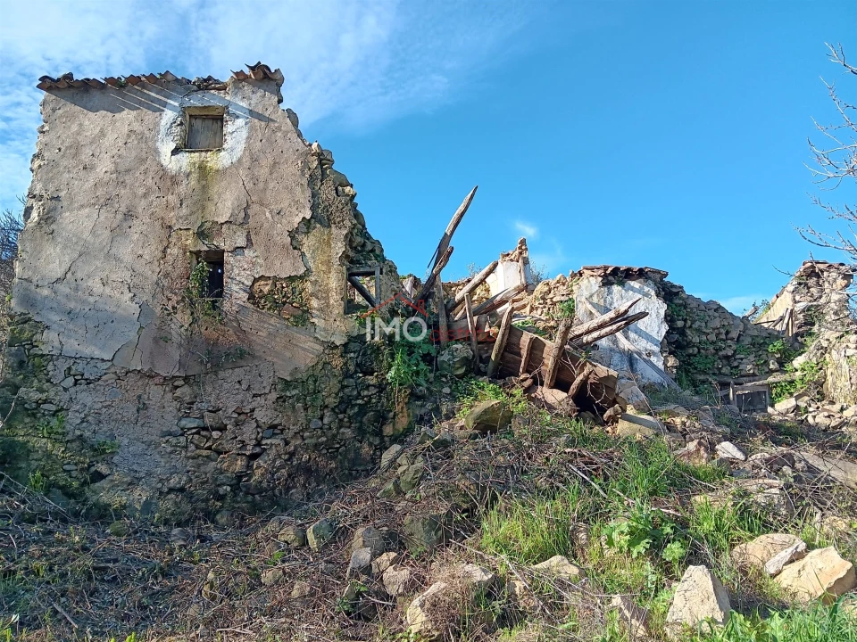 Quinta T4 para Venda em Santa Maria de Marvão Foto 9