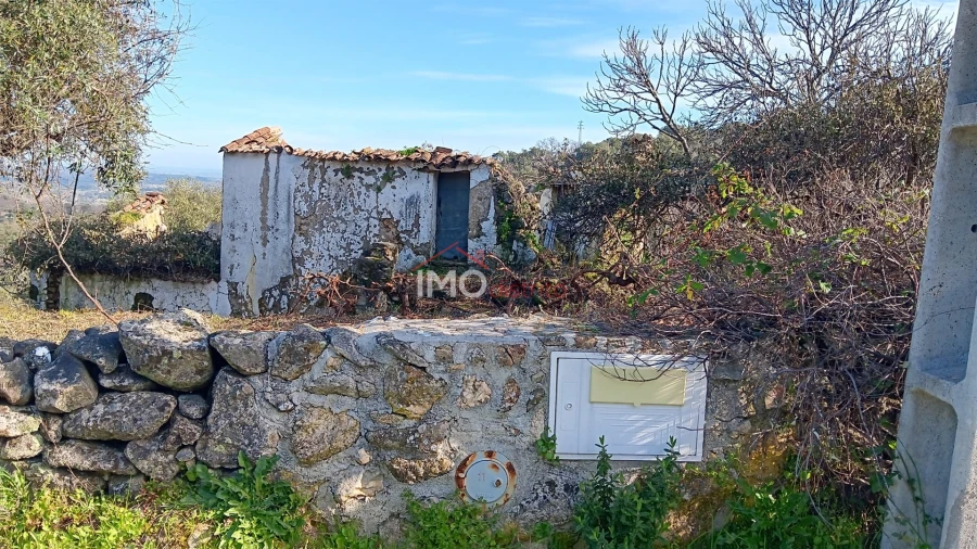 Quinta T4 para Venda em Santa Maria de Marvão Foto 10