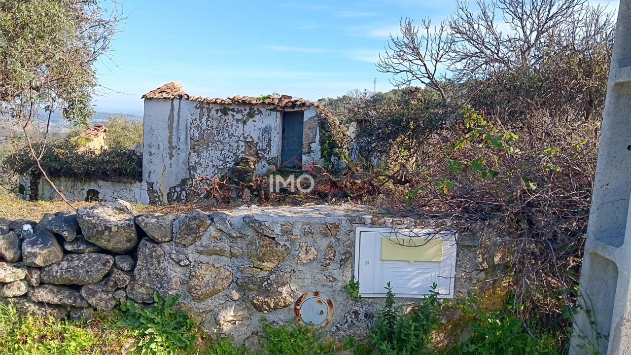Quinta T4 para Venda em Santa Maria de Marvão Foto 10