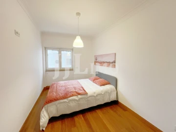 Apartamento T2 para Arrendamento em Cascais e Estoril