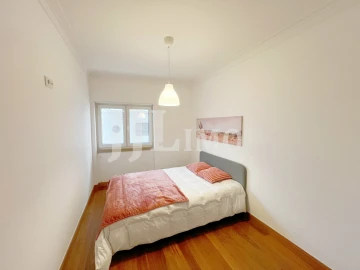 Apartamento T2 para Arrendamento em Cascais e Estoril