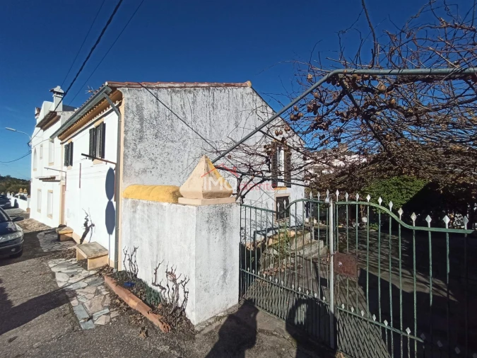 Moradia T3 para Venda em São João Baptista Foto 3