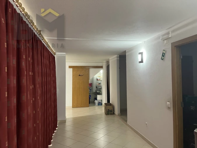 Negócio para Venda em Castelo Branco Foto 8