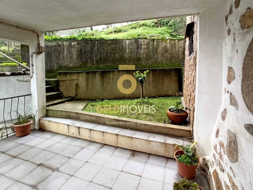 Moradia T5 para Venda em Roriz Foto 20