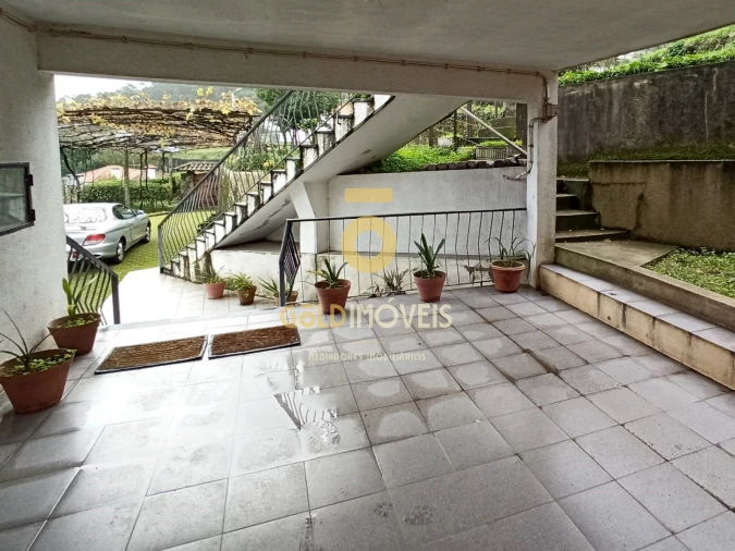 Moradia T5 para Venda em Roriz Foto 21