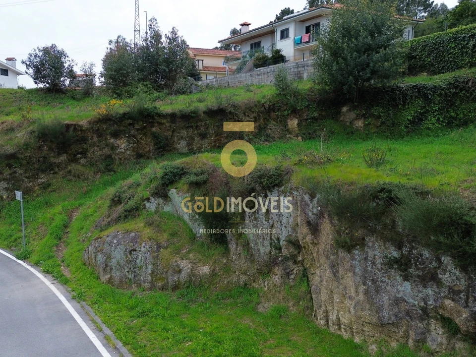 Terreno para Venda em Sobrado e Bairros Foto 3