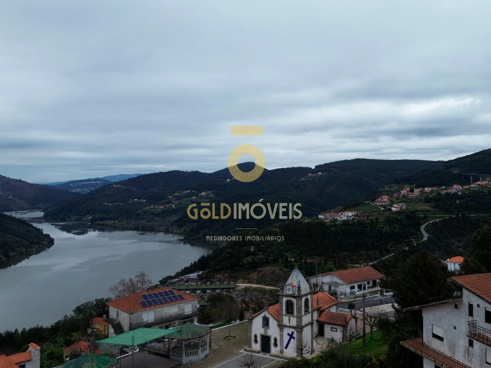 Terreno para Venda em Raiva, Pedorido e Paraíso Foto 2