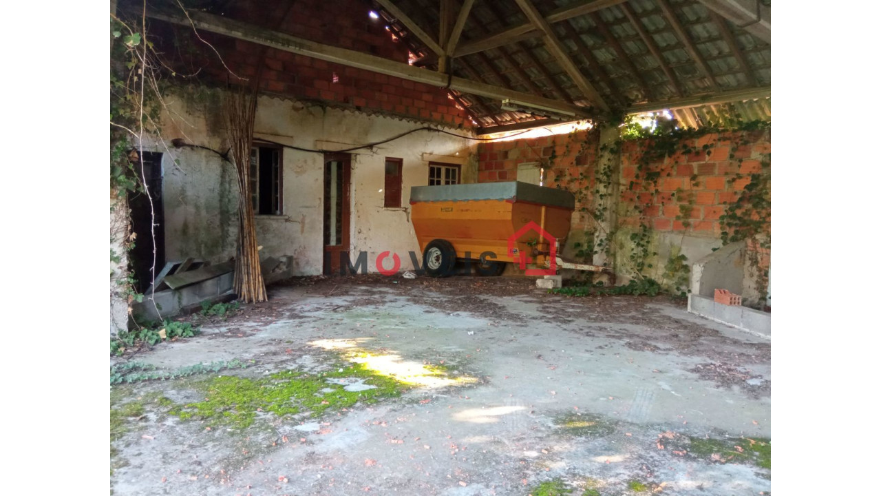 Moradia T5 para Venda em Gondemaria e Olival Foto 3