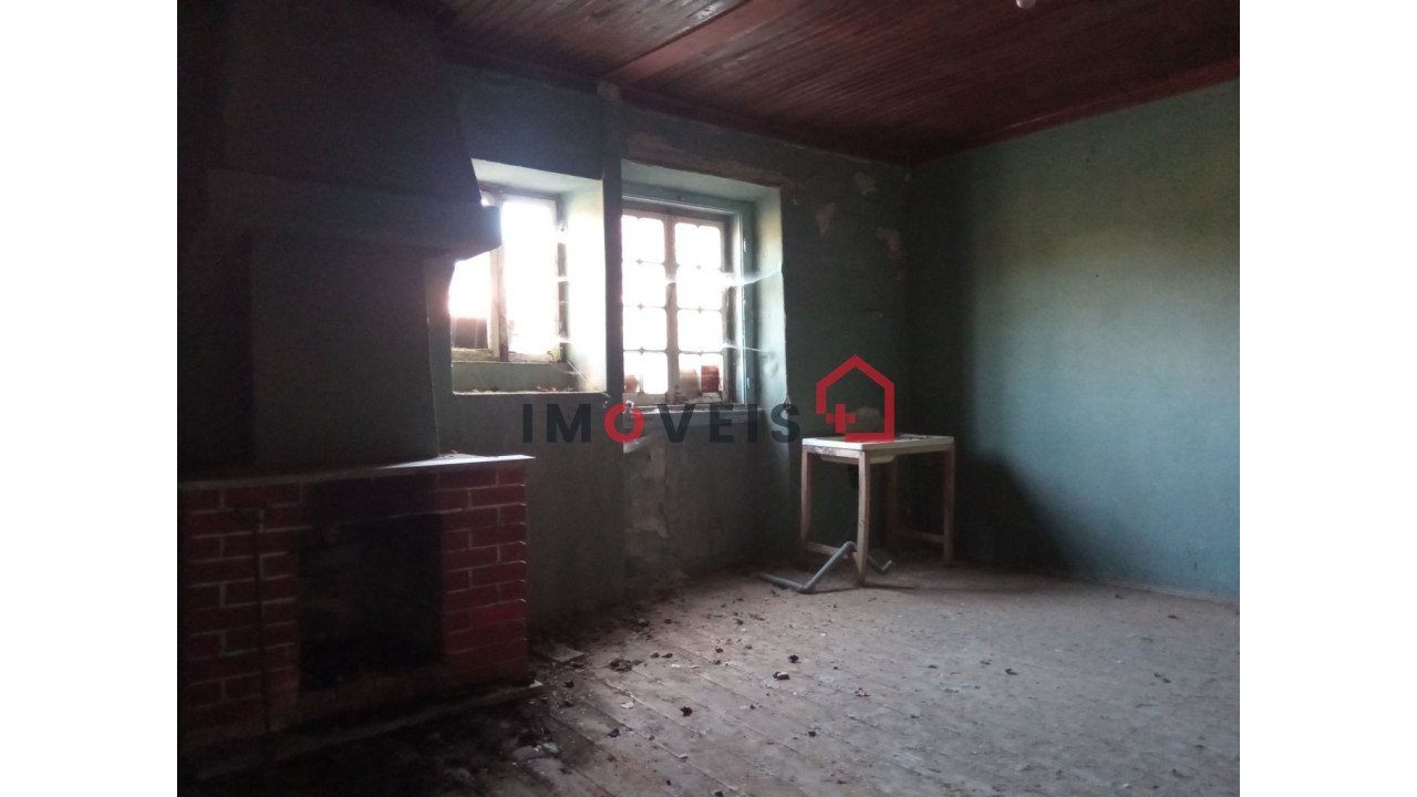 Moradia T5 para Venda em Gondemaria e Olival Foto 9