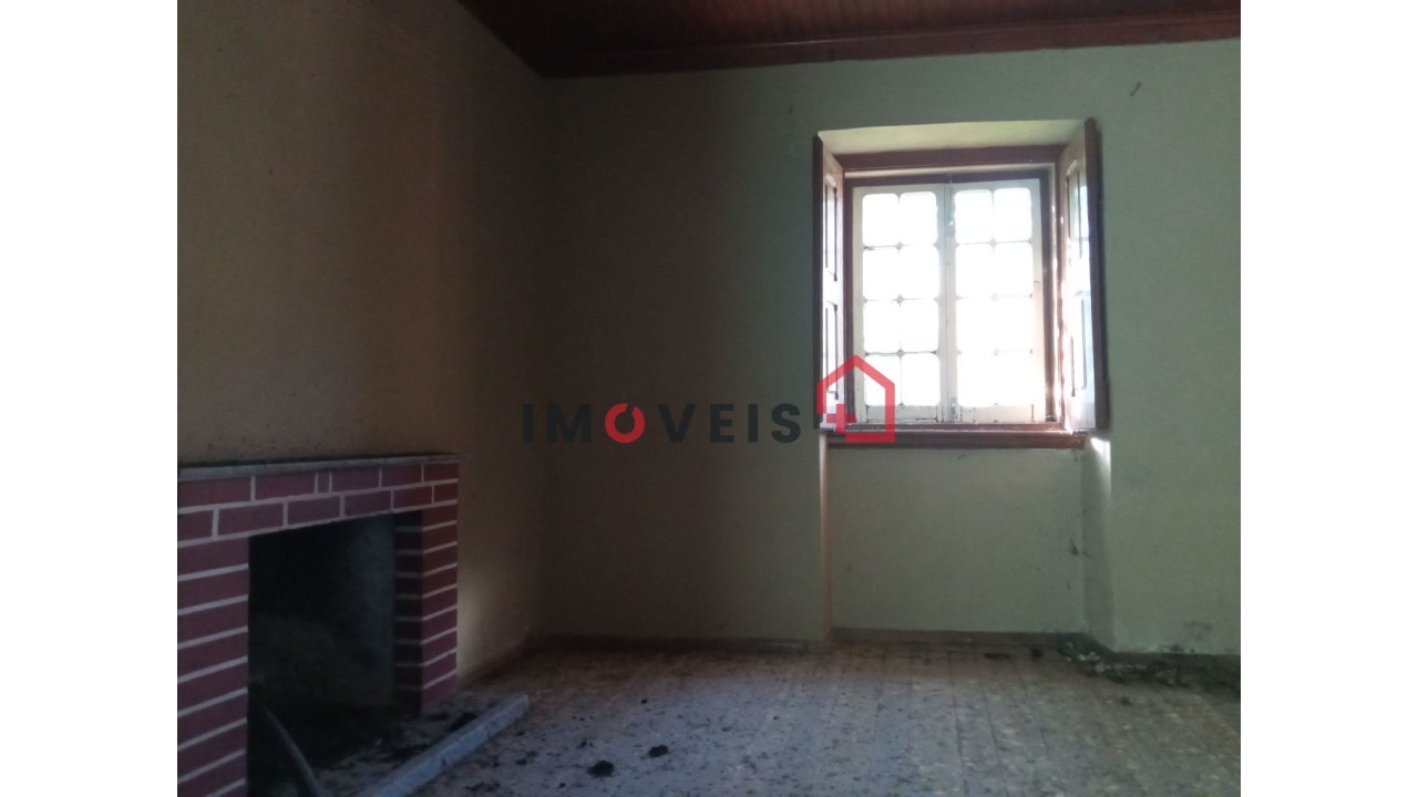 Moradia T5 para Venda em Gondemaria e Olival Foto 8