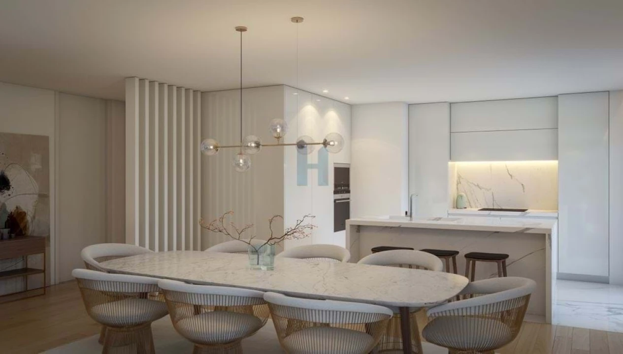 Apartamento T2 para Venda em Portimão Foto 2