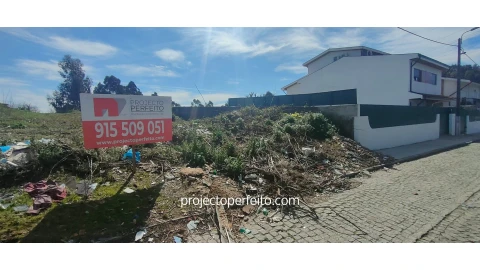 Terreno para Venda em Grijó e Sermonde