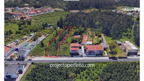 Terreno para Venda em Grijó e Sermonde