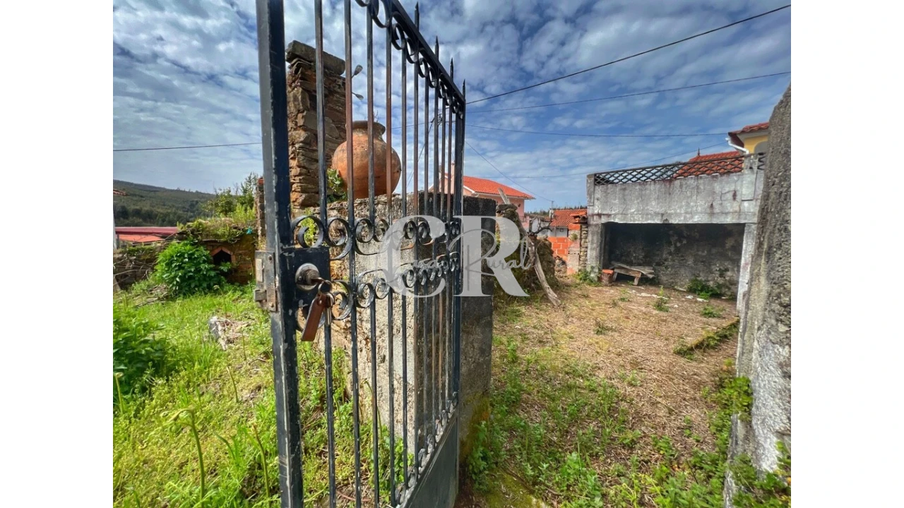 Moradia T2 para Venda em Campelo Foto 43