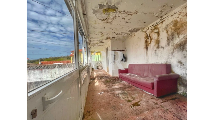 Moradia T2 para Venda em Campelo Foto 24