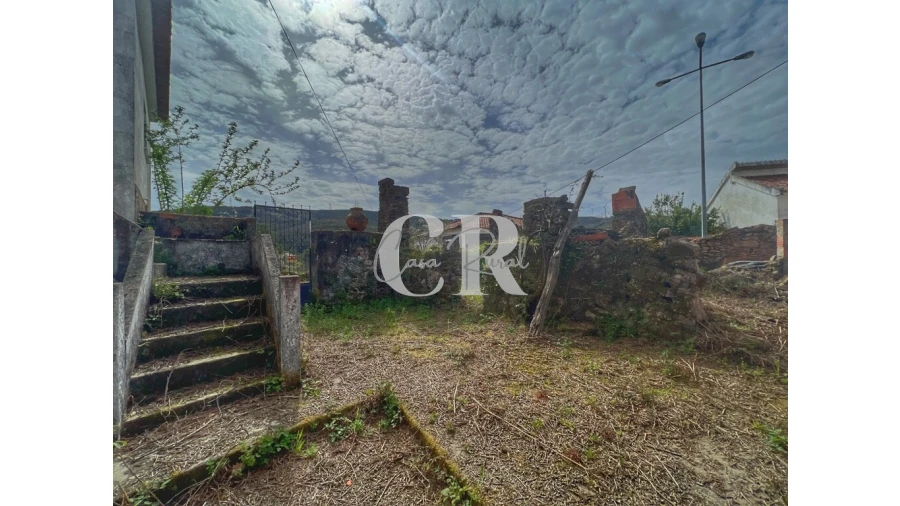 Moradia T2 para Venda em Campelo Foto 41