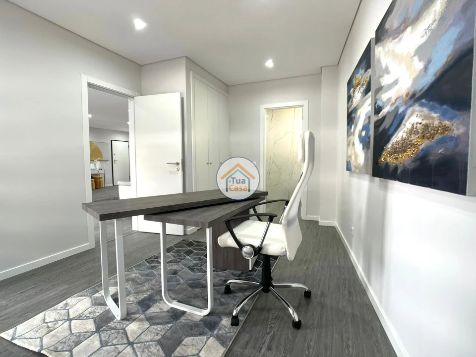 Apartamento T3 para Venda em Olhão Foto 10