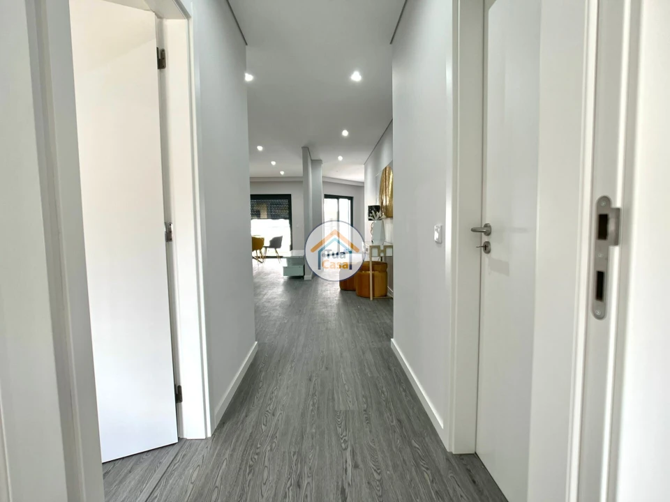 Apartamento T3 para Venda em Olhão Foto 20