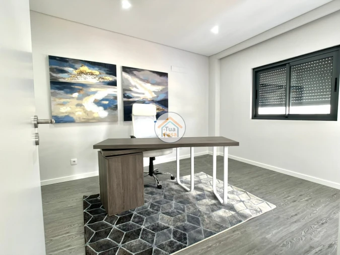 Apartamento T3 para Venda em Olhão Foto 9