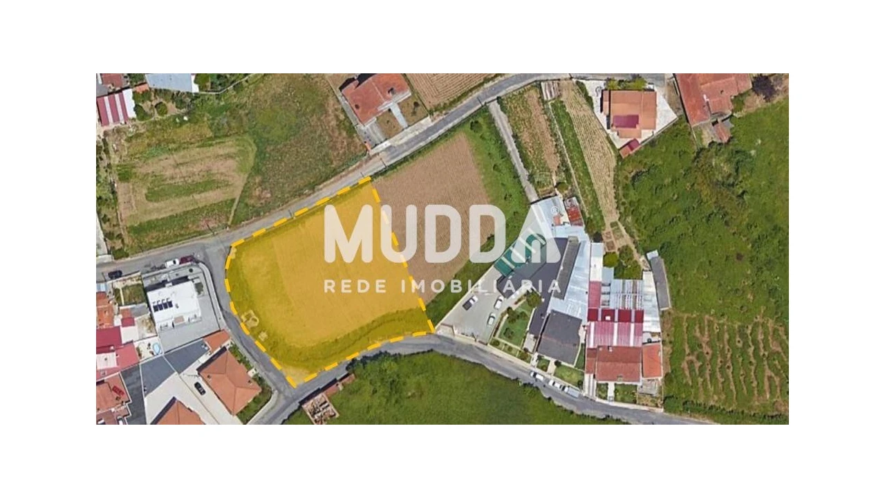 Terreno para Venda em Santa Maria da Feira, Travanca, Sanfins e Espargo Foto 1
