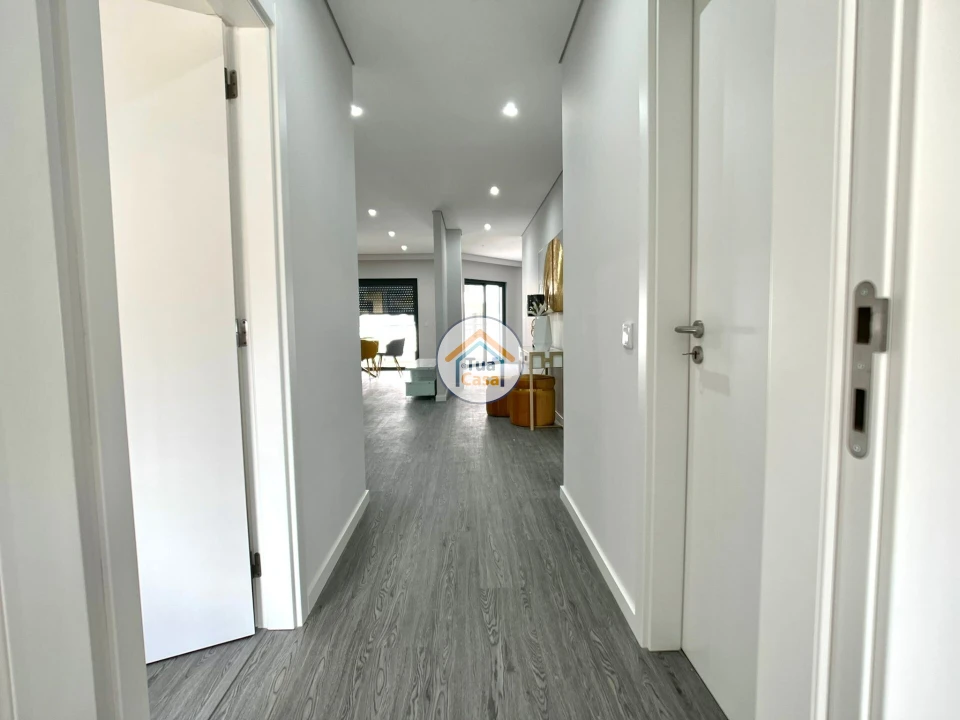Apartamento T3 para Venda em Olhão Foto 20