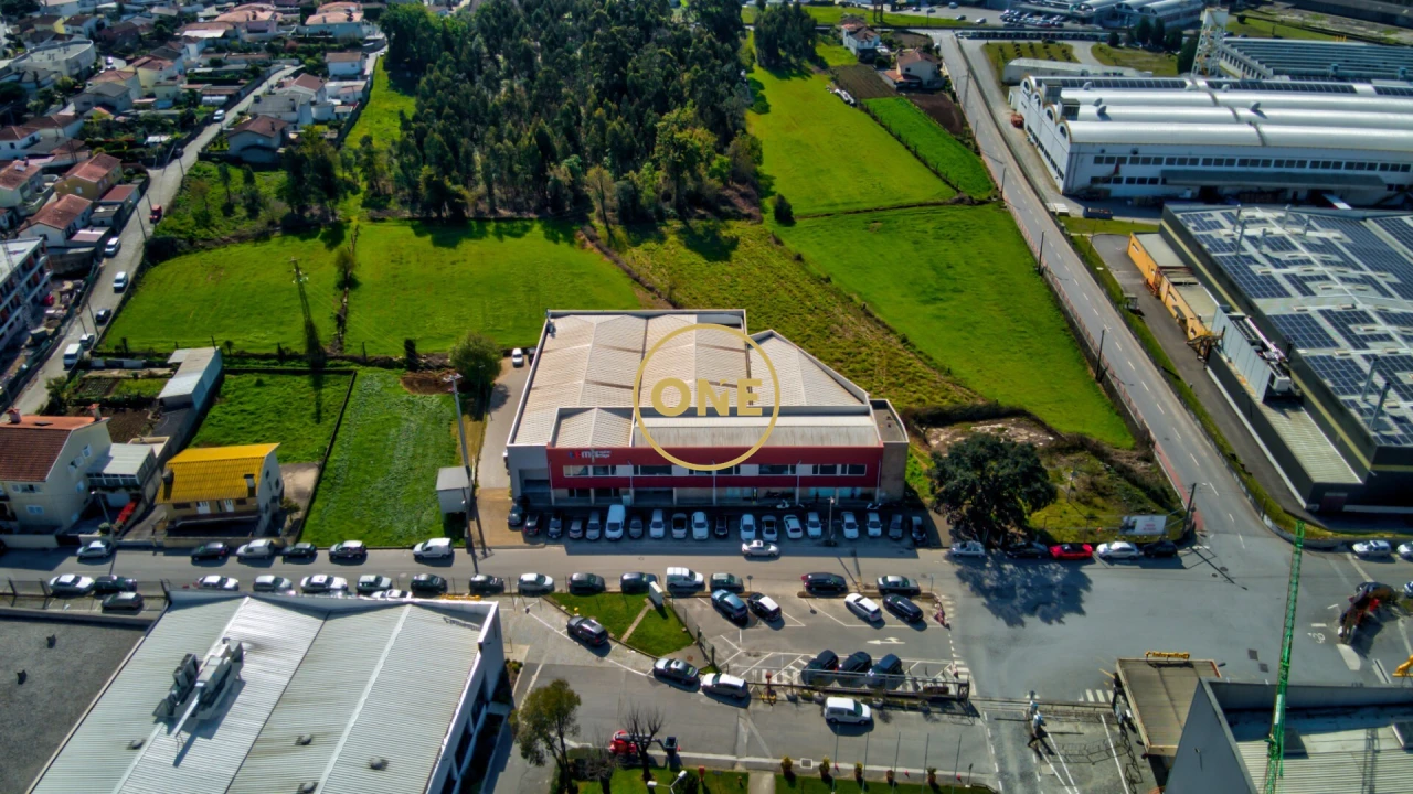 Armazém para Venda em Lousado Foto 2