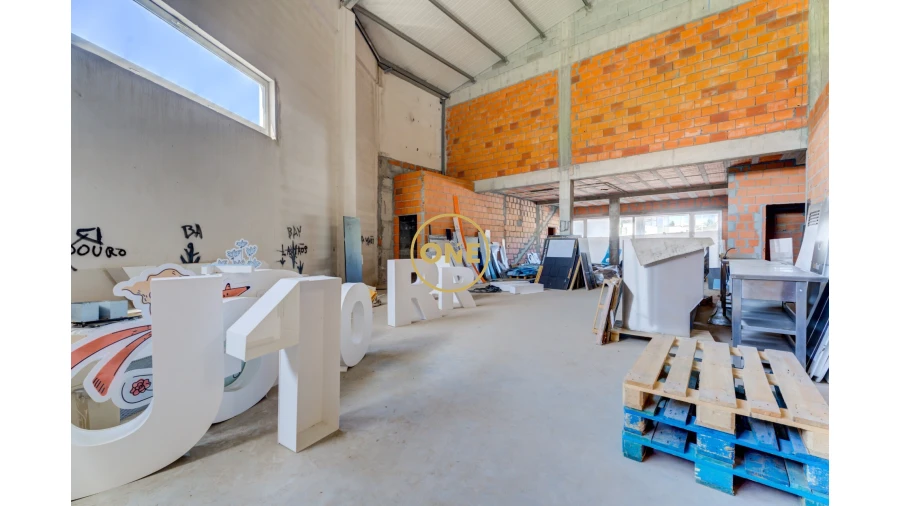 Armazém para Venda em Lousado Foto 4