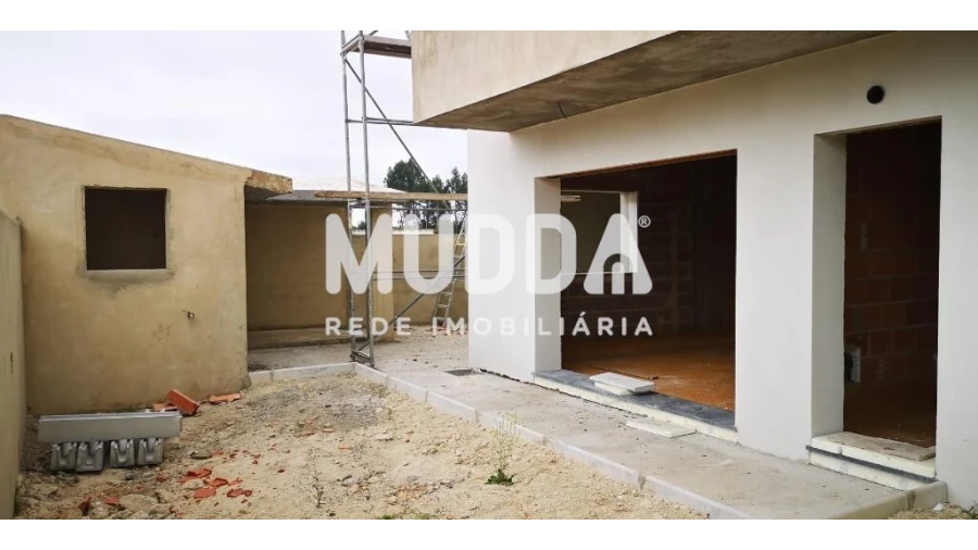 Moradia T4 para Venda em Esgueira Foto 4