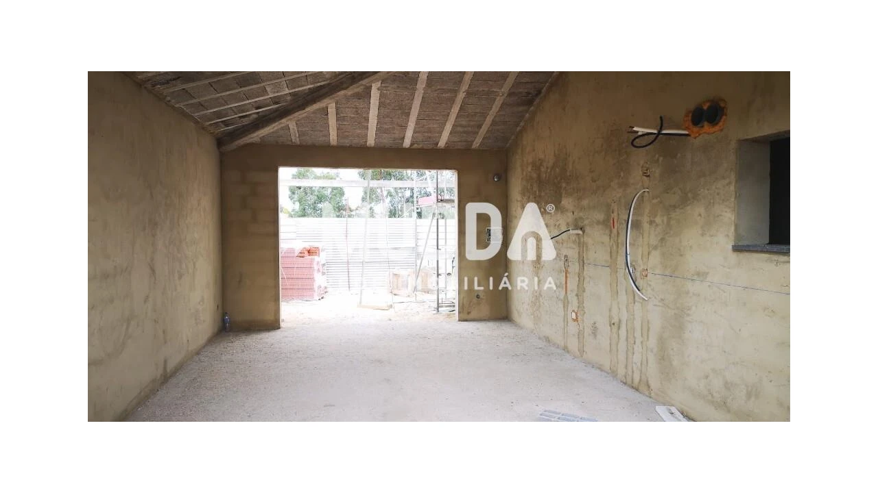 Moradia T4 para Venda em Esgueira Foto 9