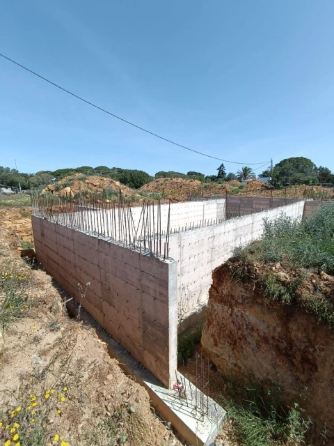 Moradia T4 para Venda em Lagoa e Carvoeiro