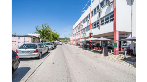 Loja para Venda em União das Freguesias de Setúbal