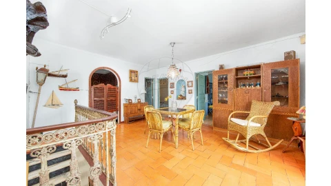 Quinta T4 para Venda em Azeitão (São Lourenço e São Simão)