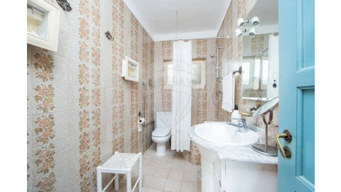 Quinta T4 para Venda em Azeitão (São Lourenço e São Simão)