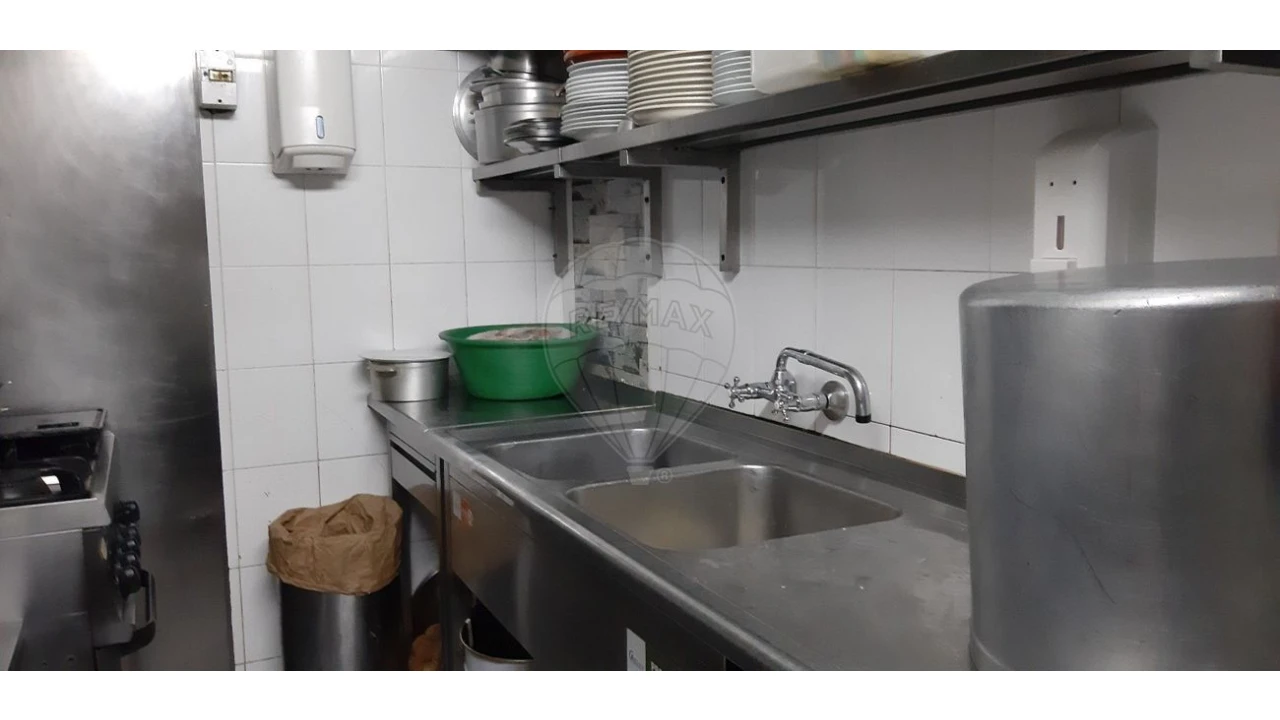 Loja para Venda em Santa Maria e São Miguel, São Martinho, São Pedro Penaferrim Foto 8