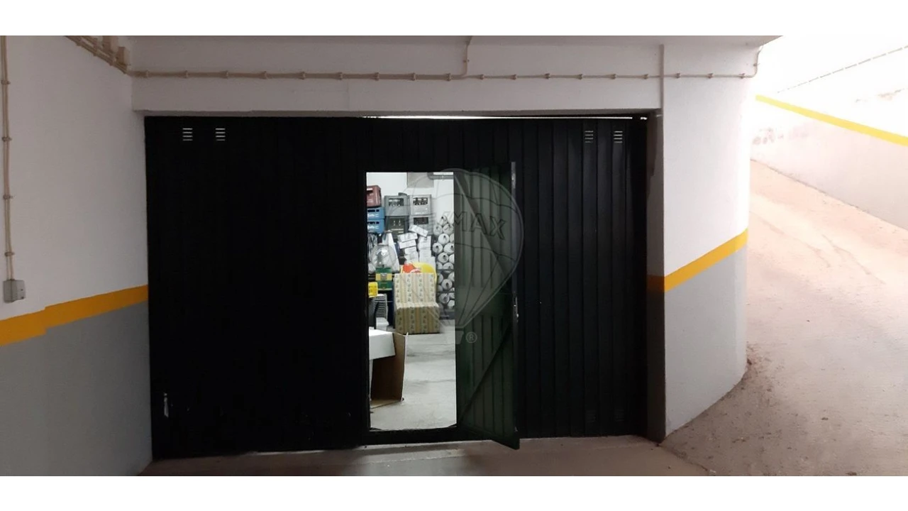 Loja para Venda em Santa Maria e São Miguel, São Martinho, São Pedro Penaferrim Foto 13