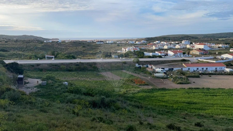 Terreno para Venda em Bordeira Foto 1