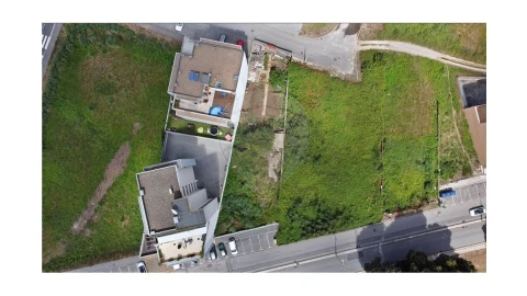 Terreno para Venda em São João da Madeira