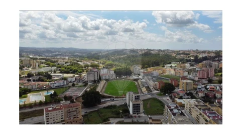 Terreno para Venda em São João da Madeira