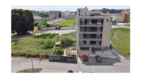 Terreno para Venda em São João da Madeira