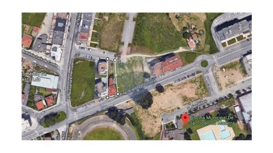 Terreno para Venda em São João da Madeira Foto 9