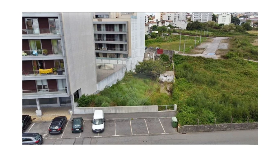 Terreno para Venda em São João da Madeira Foto 5