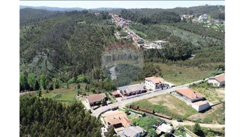Terreno para Venda em Canedo, Vale e Vila Maior