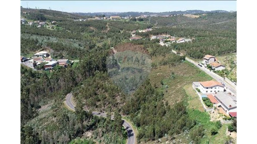 Terreno para Venda em Canedo, Vale e Vila Maior Foto 4