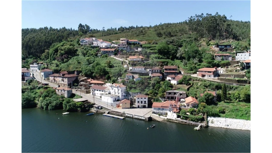 Terreno para Venda em Canedo, Vale e Vila Maior Foto 10