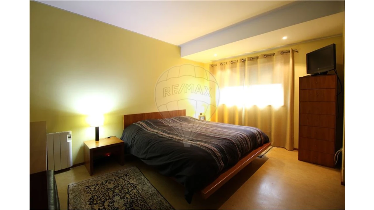 Apartamento T1 para Venda em Cedofeita, Santo Ildefonso, Sé, Miragaia, São Nicolau e Vitória Foto 15