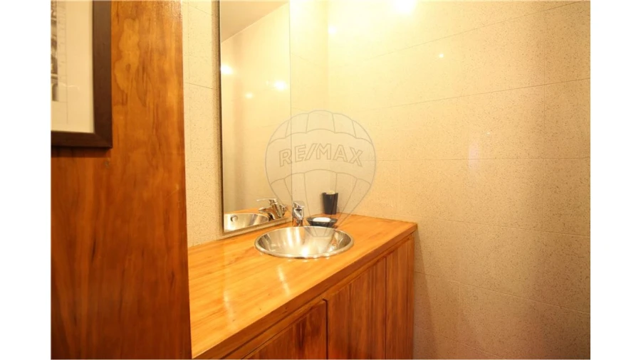 Apartamento T1 para Venda em Cedofeita, Santo Ildefonso, Sé, Miragaia, São Nicolau e Vitória Foto 18