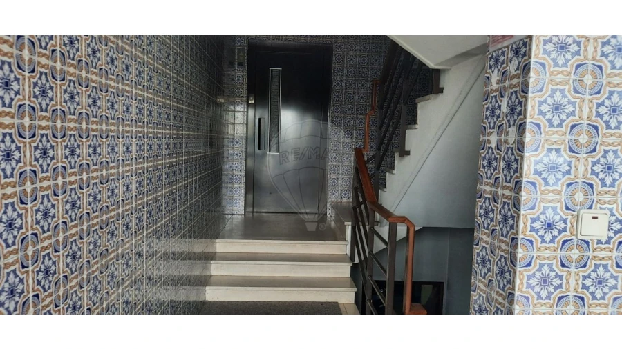 Apartamento T4 para Venda em Santa Maria de Lamas Foto 22